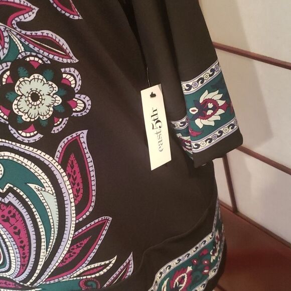 East 5th Open-faced Bold Emerald Floral  Cardigan - Picture 6 of 9